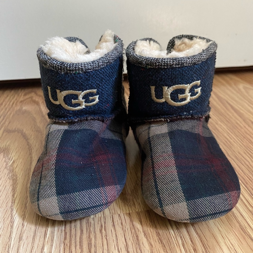Ugg boots Jesse Thriller baby size 4/5